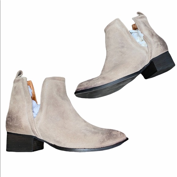 Jeffrey Campbell size 8 1/2 muskrat tan leather ankle booties - Picture 2 of 7